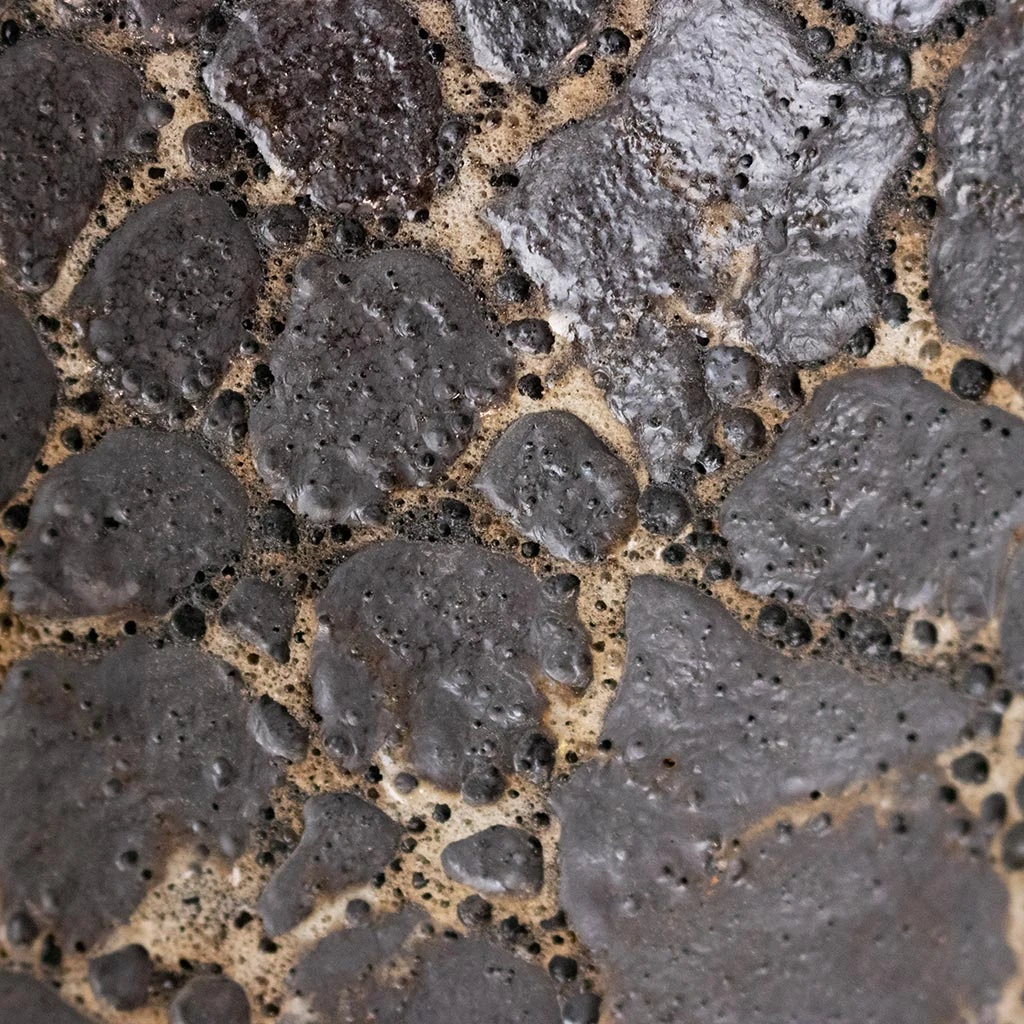 Lava Couple Relic Planter - Black 5 Lava Couple Relic Planter - Black - Image 3